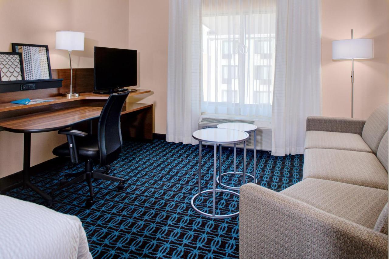 Fairfield Inn & Suites By Marriott Detroit Canton Eksteriør billede